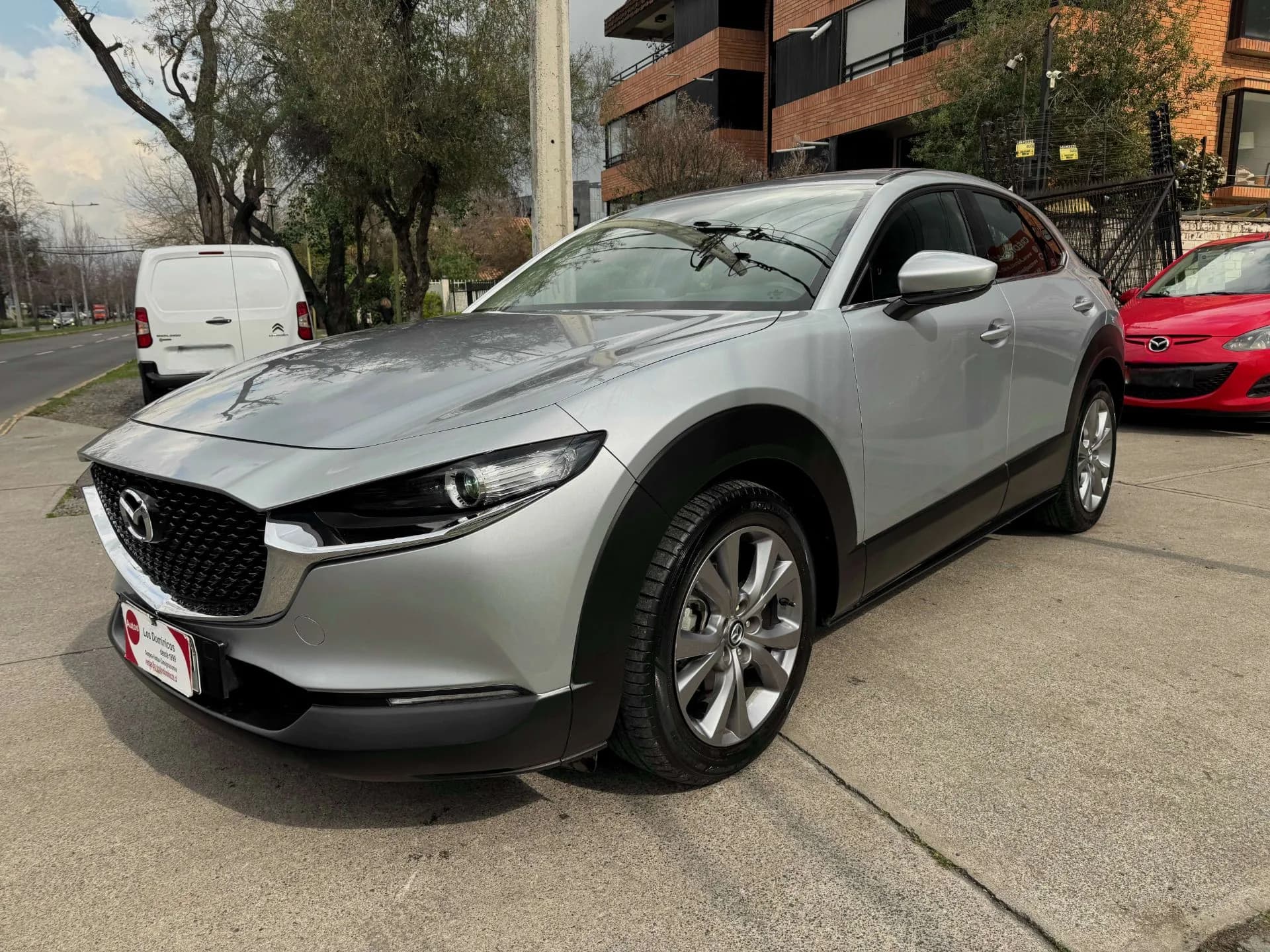 Mazda MAZDA - CX-30 - 2.0 AUTOMATICO SOLO 45.000 KM MANTENCIONES DERCO FULL CARPLAY CAMARA VER EN LAS CONDES vista 4