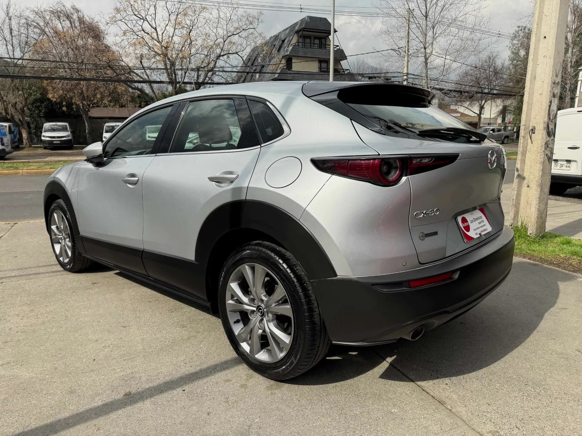 Mazda MAZDA - CX-30 - 2.0 AUTOMATICO SOLO 45.000 KM MANTENCIONES DERCO FULL CARPLAY CAMARA VER EN LAS CONDES vista 5