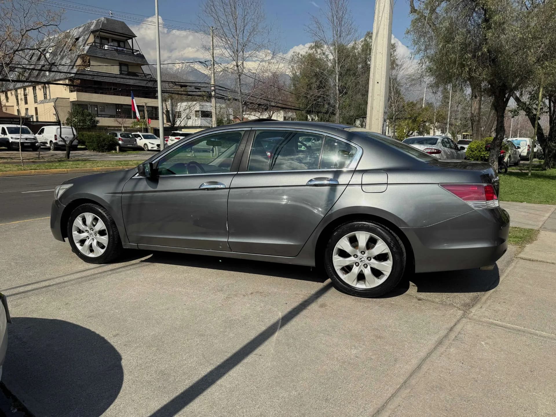 HONDA HONDA - ACCORD - 3.5 AUTOMATICO TECHO CUERO SOLO 117.000KM vista 4