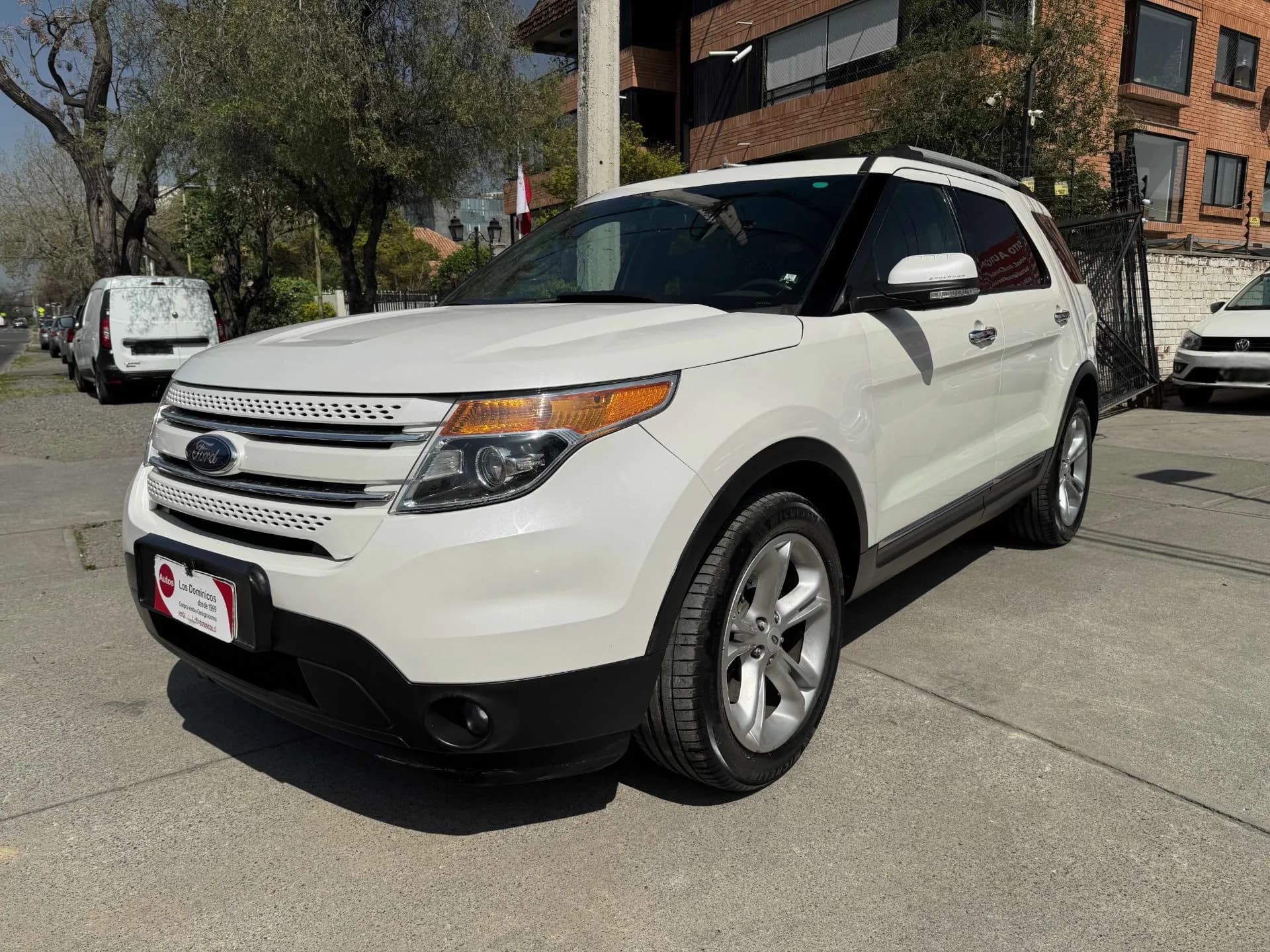 FORD FORD - EXPLORER - XLT 3.5 AUT 4X4 3 CORRIDAS SOLO 111.000 KM FULL DVD CAMARA VER EN LAS CONDES vista 3