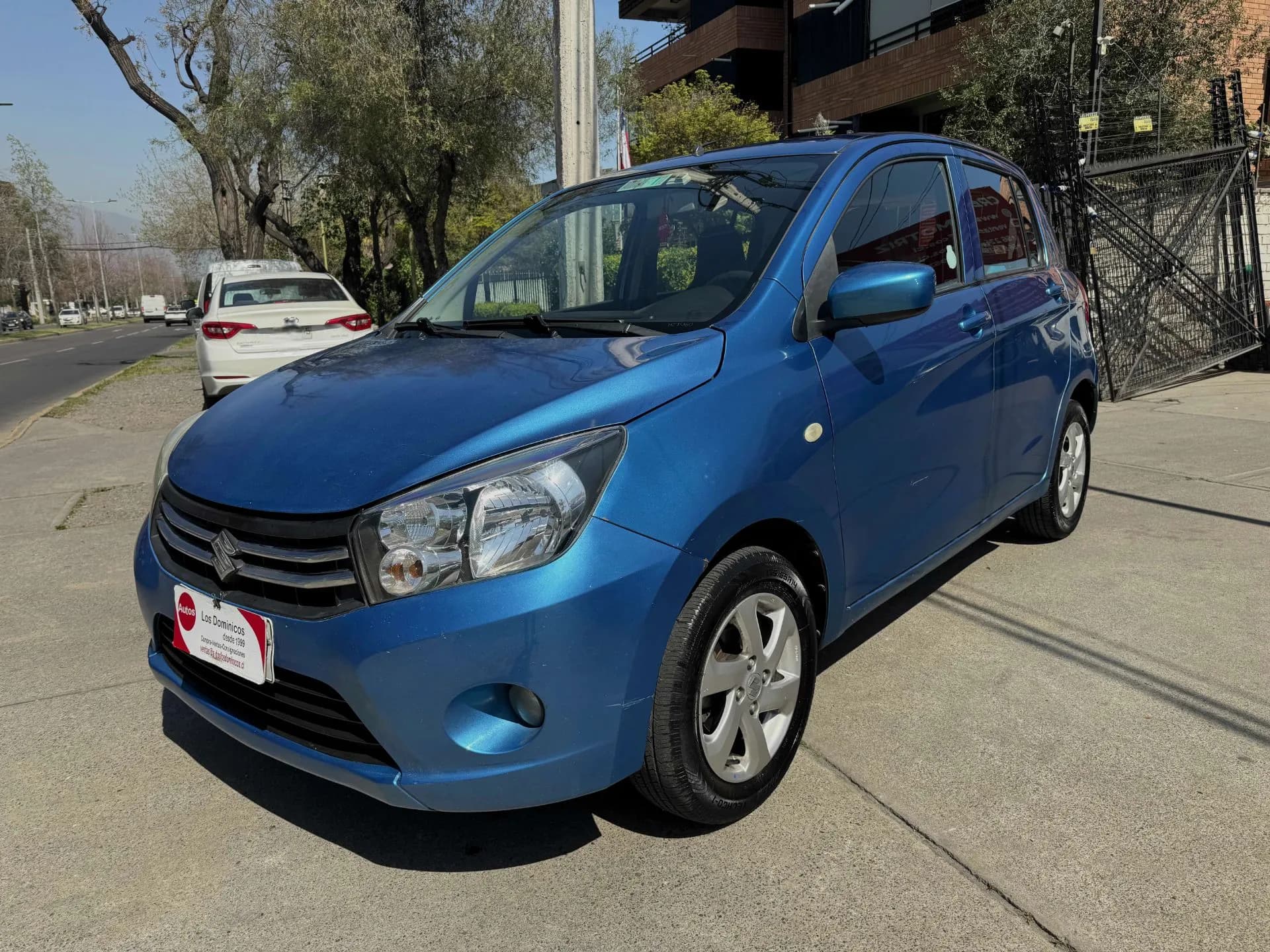 SUZUKI SUZUKI - CELERIO - GLX SPORT 1.0 MEC FULL AIRE AIRBAG ABS VER EN LAS CONDES vista 3