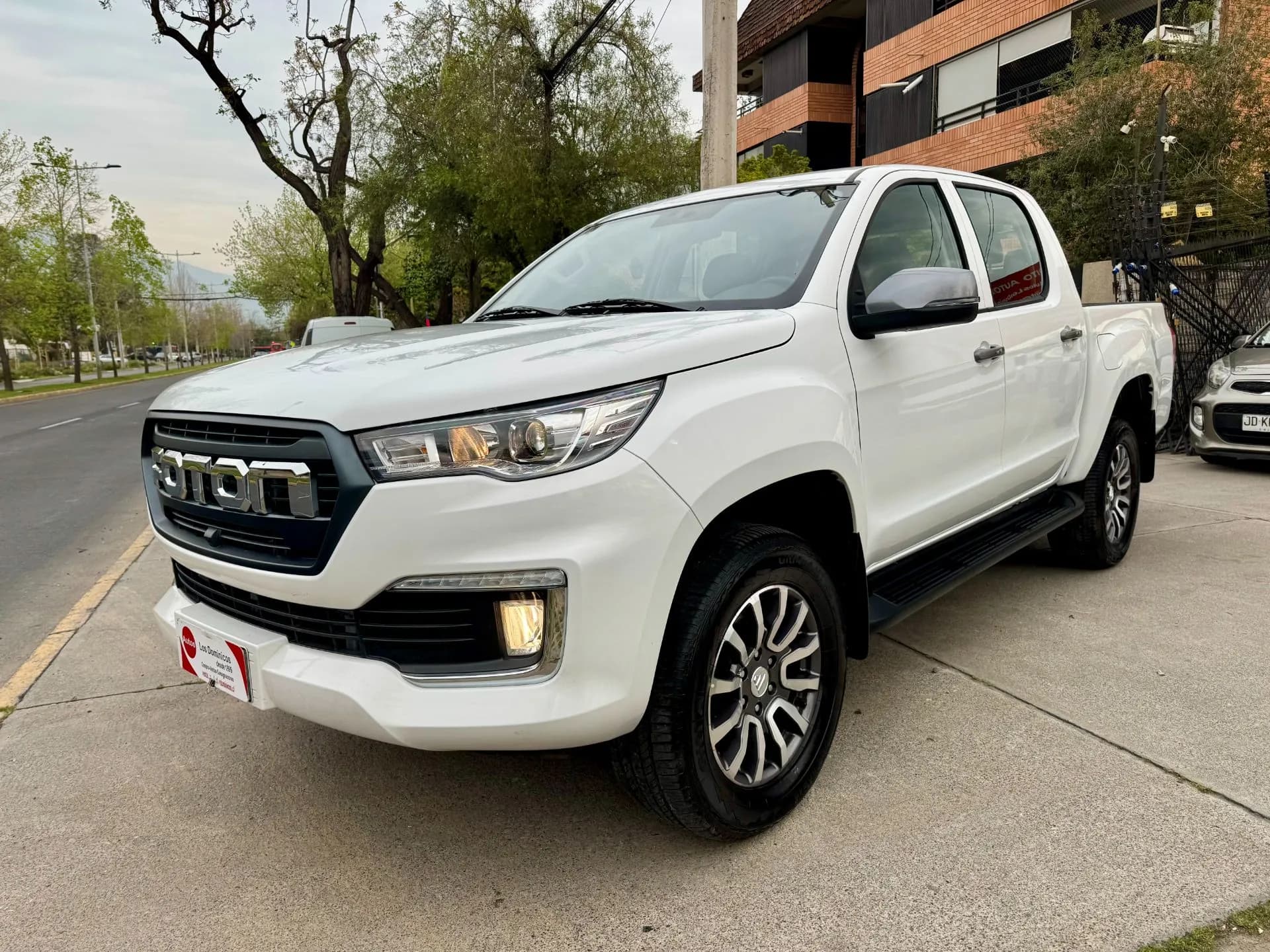 FOTON FOTON - G7 - DIESEL 2.0 MEC 6 VEL SOLO 4.500 KM DESCUENTA IVA VER EN LAS CONDES vista 6