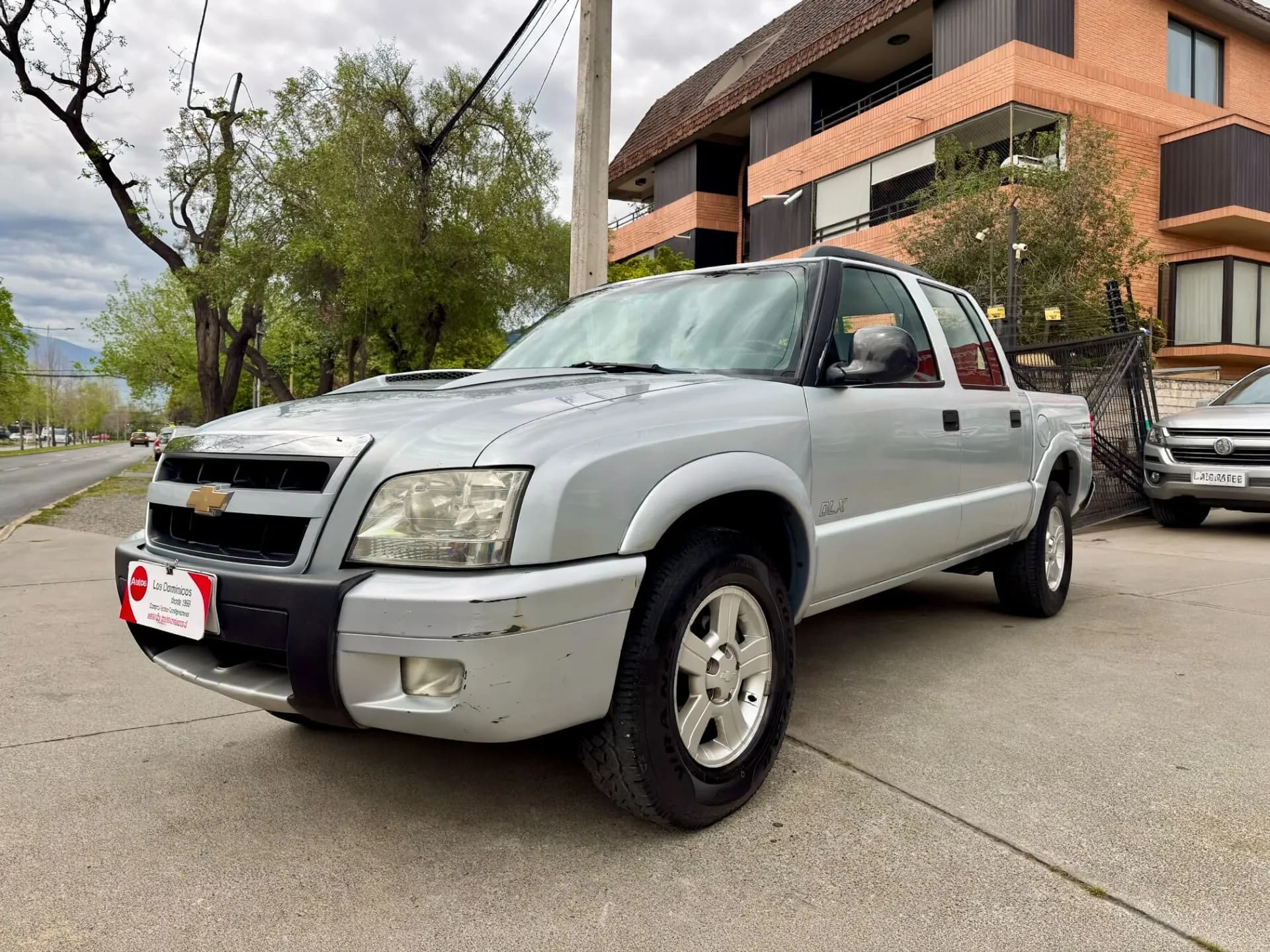 CHEVROLET CHEVROLET - S10 APACHE - 2.4 MEC FULL AIRE SOLO 186.000 KM VER EN LAS CONDES vista 4