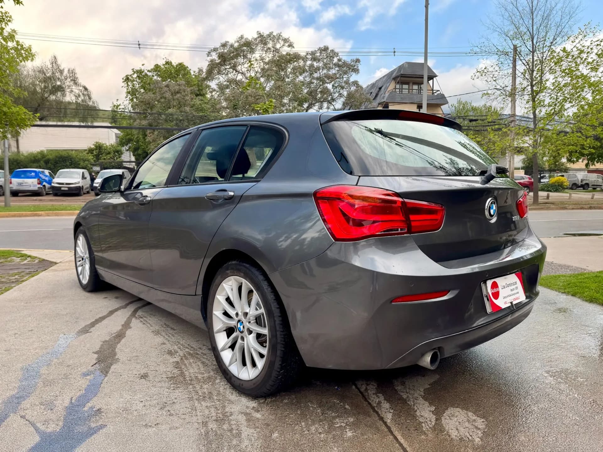 BMW BMW - 118 - LCI 1.5 TURBO AUTOMATICO SOLO 70.000 KM FULL CAMARA AIRE VER EN LAS CONDES vista 5