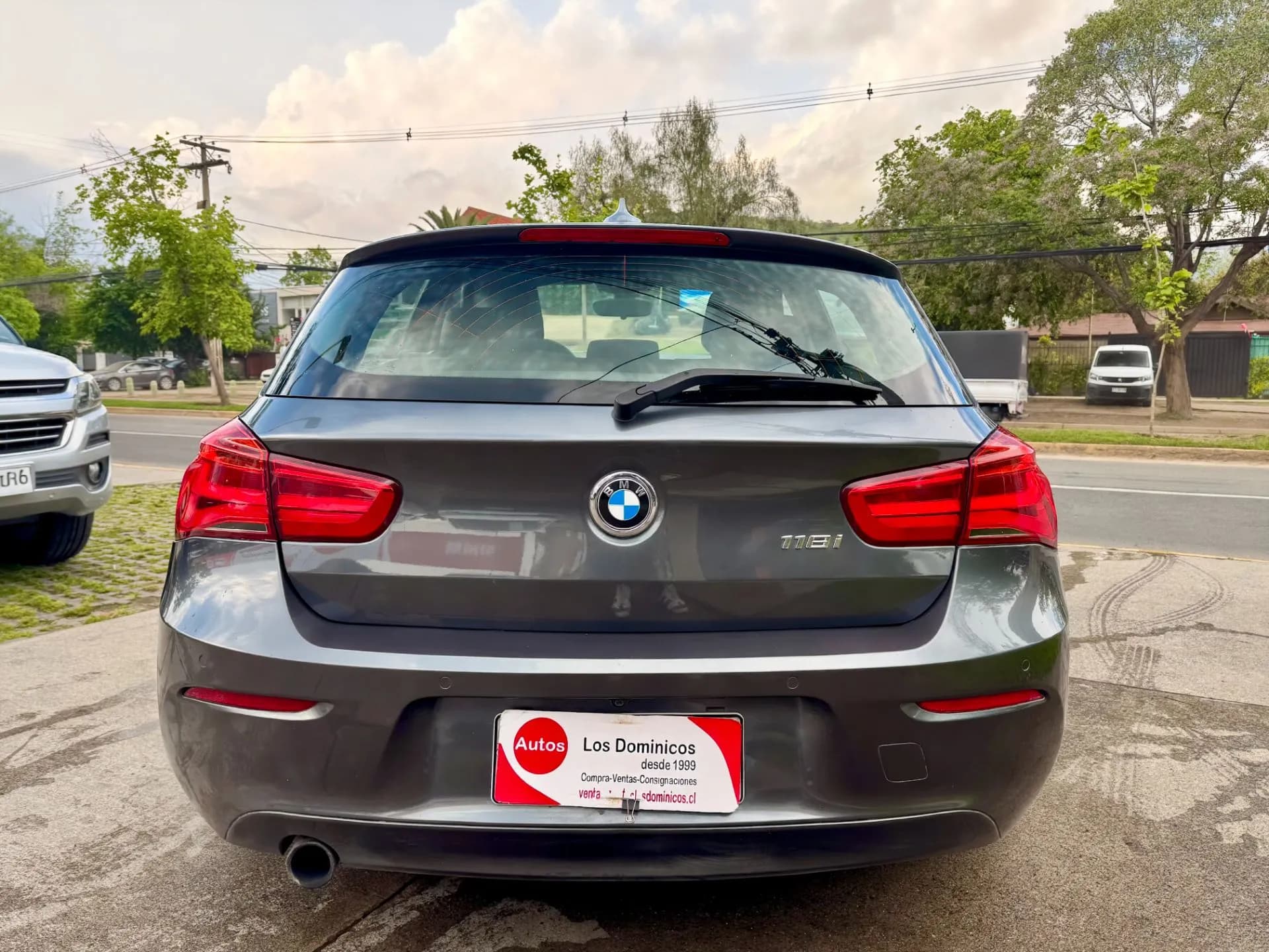 BMW BMW - 118 - LCI 1.5 TURBO AUTOMATICO SOLO 70.000 KM FULL CAMARA AIRE VER EN LAS CONDES vista 6