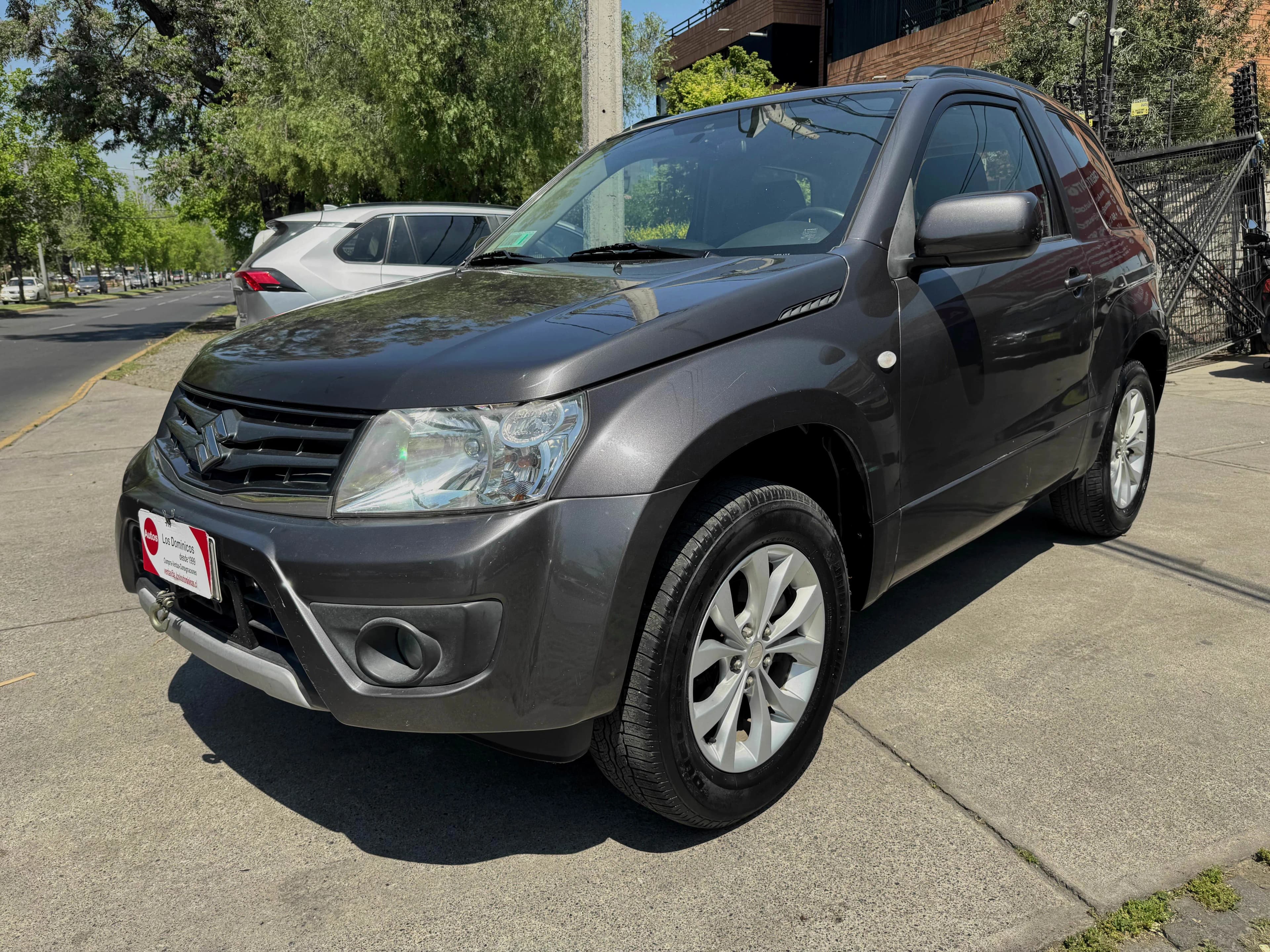 Suzuki GRAND VITARA GLX SPORT 2.4 MEC 4X4 FULL WINCHE JAPONES vista 3