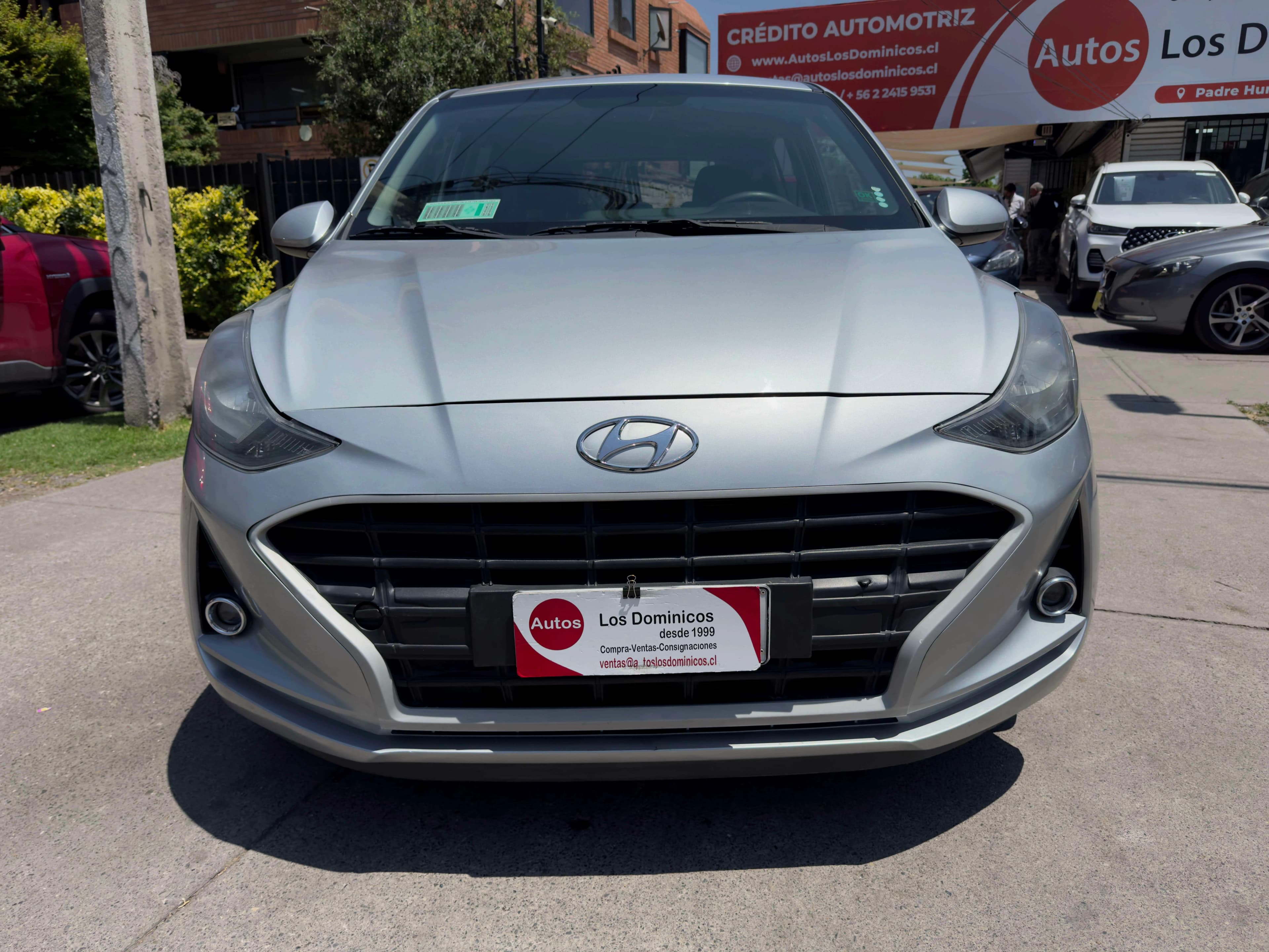 Hyundai GRAND I10 GLS 1.2 MEC FULL CARPLAY CAMARA AIRE vista 2