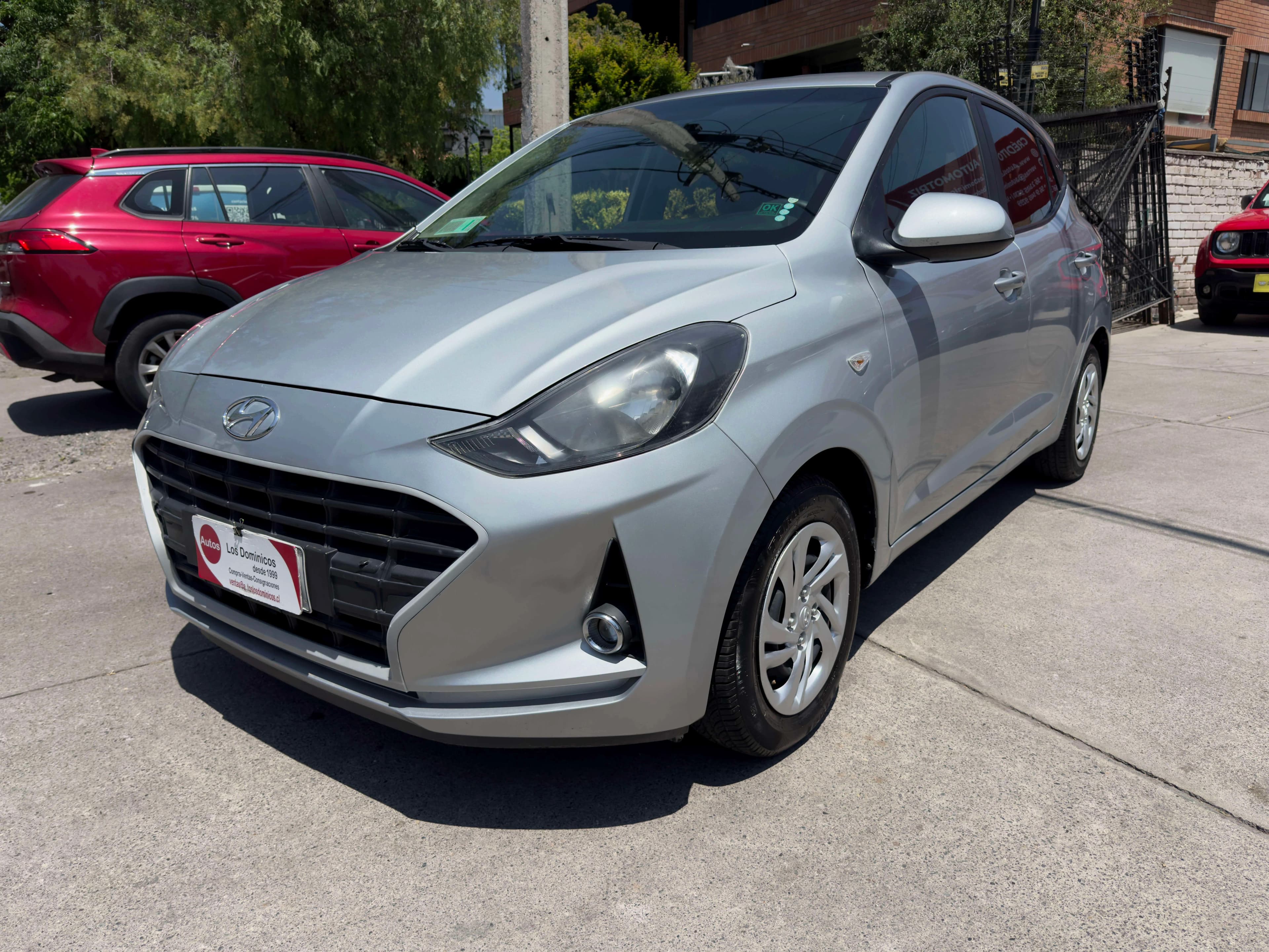 Hyundai GRAND I10 GLS 1.2 MEC FULL CARPLAY CAMARA AIRE vista 3