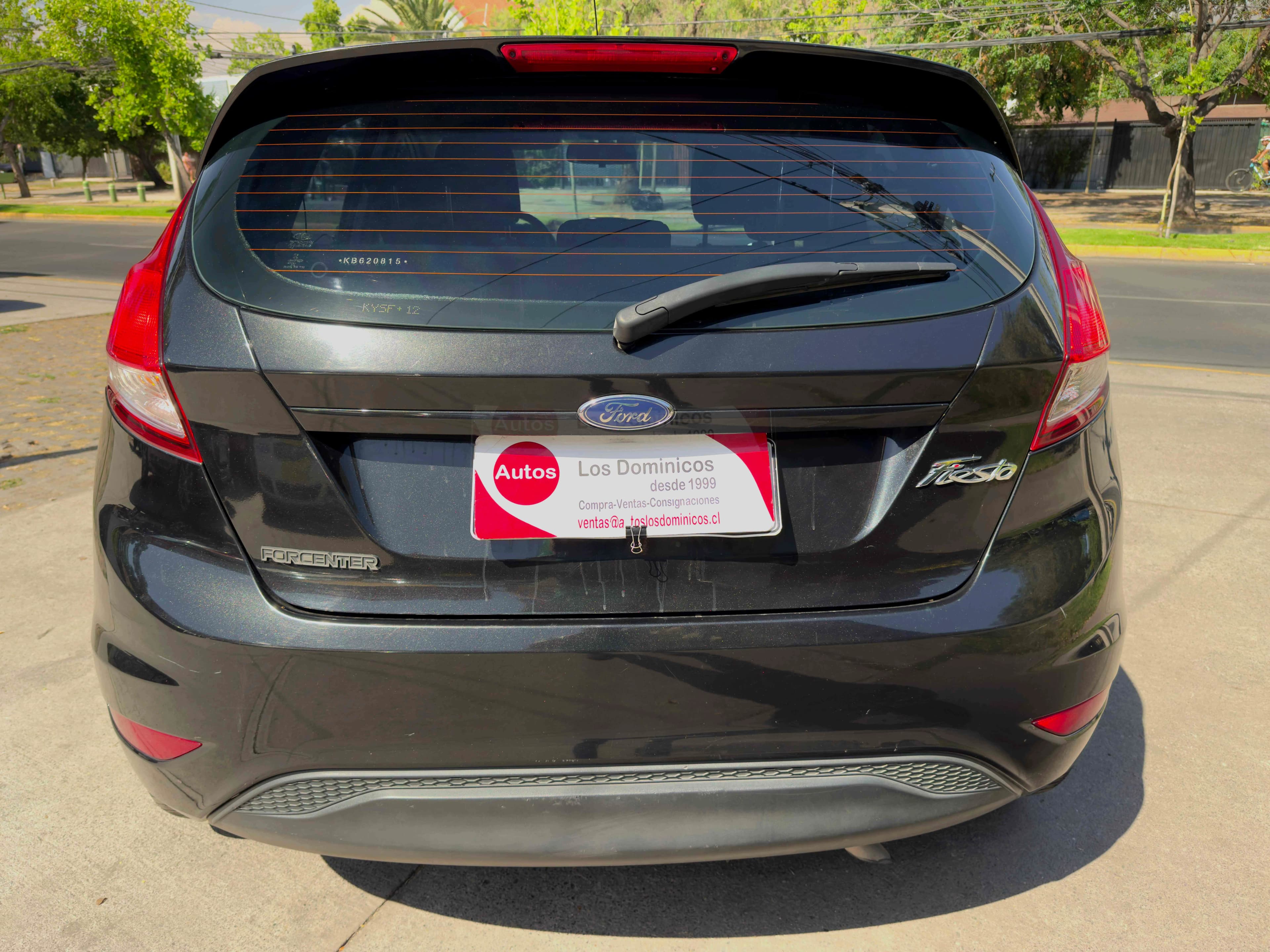 Ford FIESTA 1.6 MECANICO vista 6