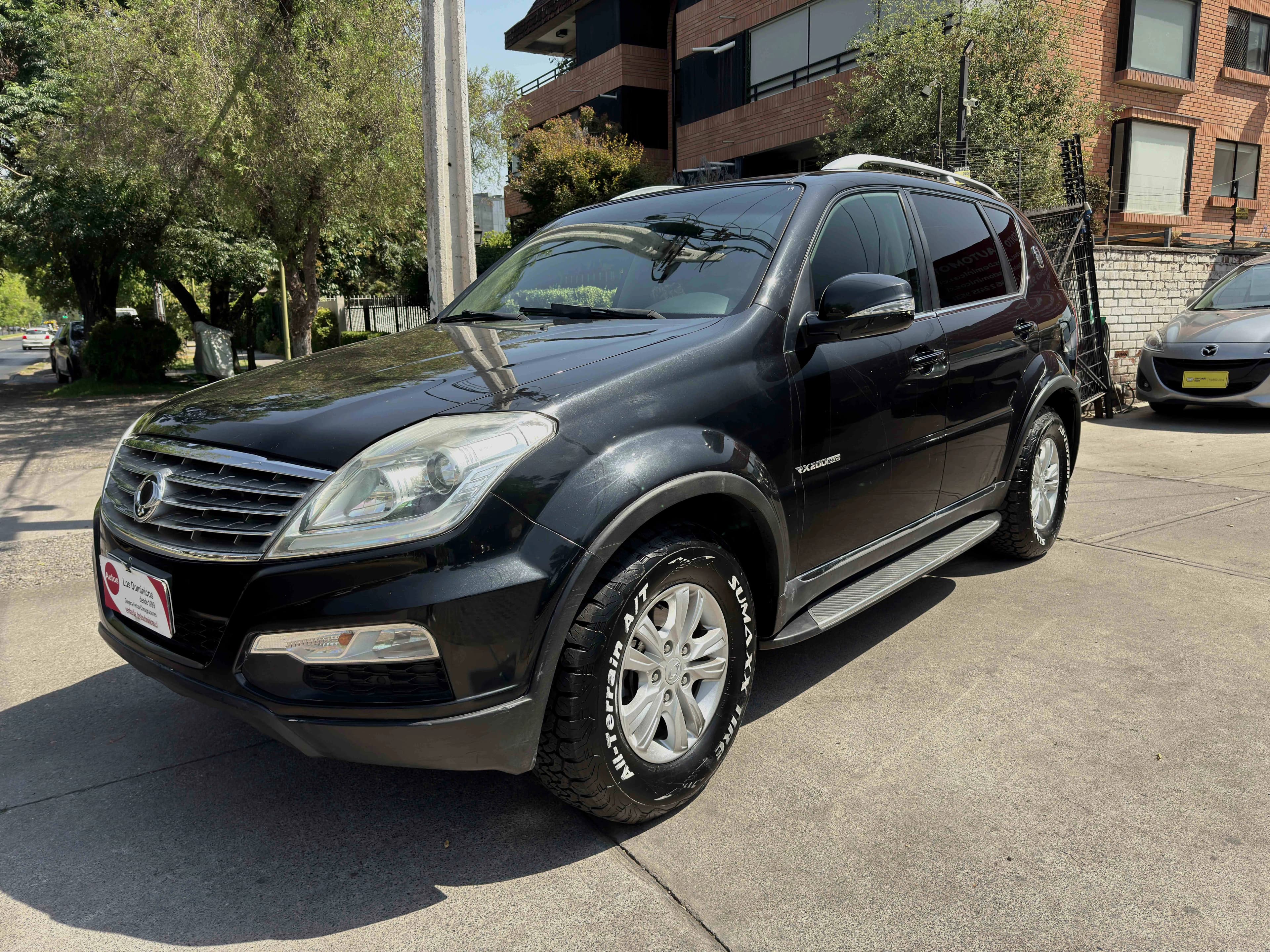 SsangYong REXTON DIESEL W 2.0 AUTOMATICA 4X4 3 CORRIDAS vista 3