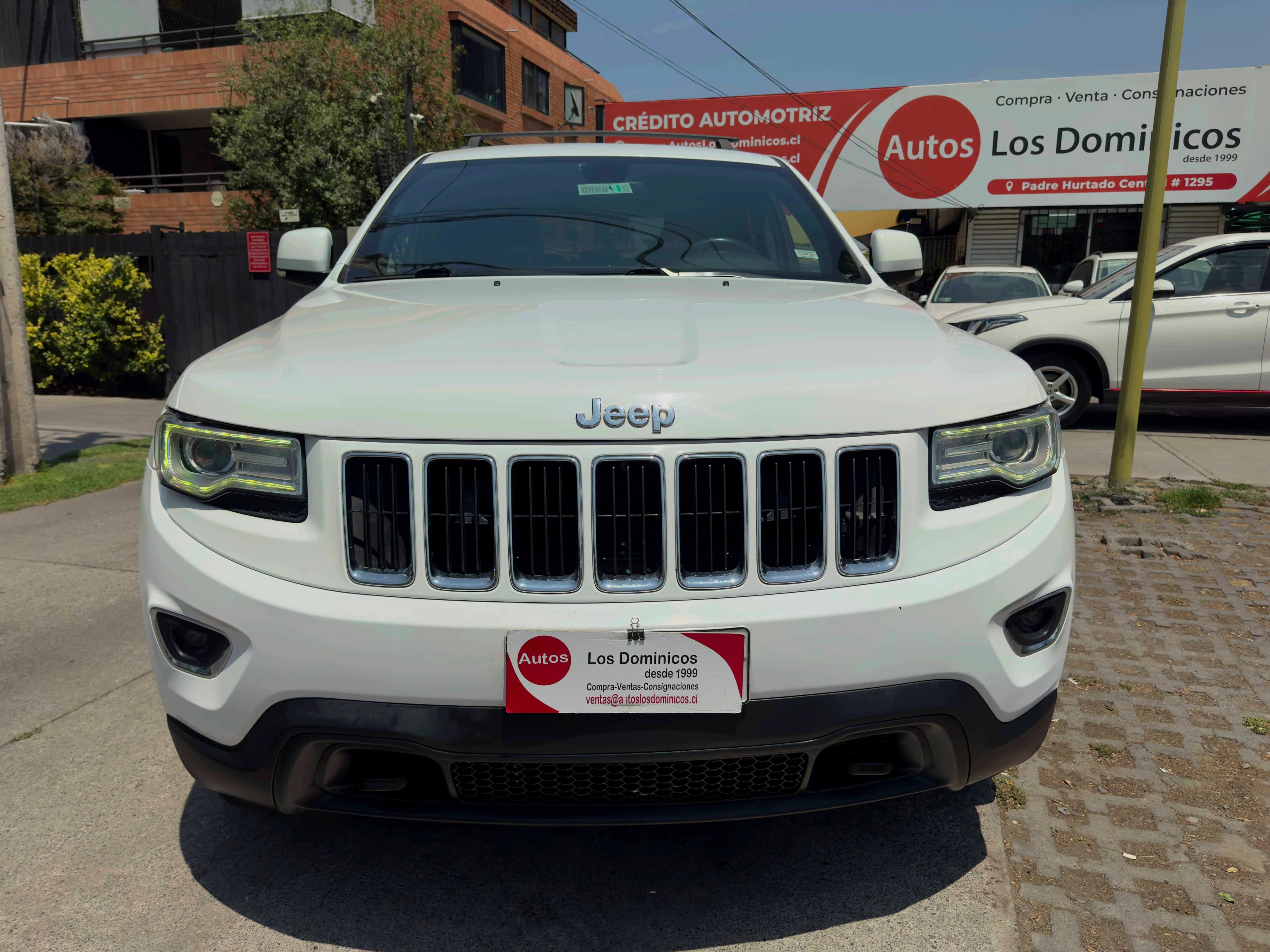Jeep Grand Cherokee 3.6 Laredo 4x4 vista 3