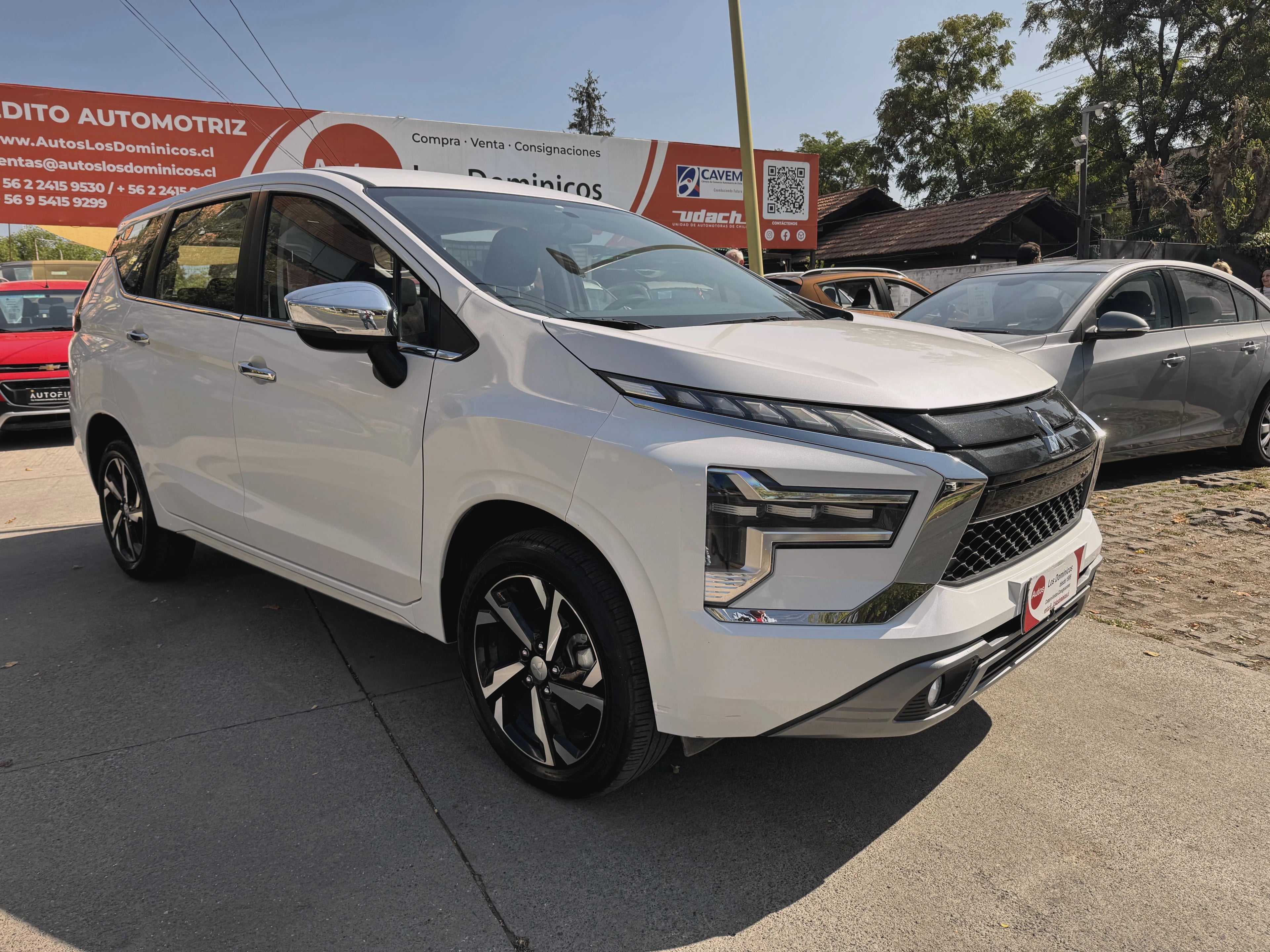 MITSUBISHI  XPANDER GLX 1.5 AUT 3 CORRIDAS