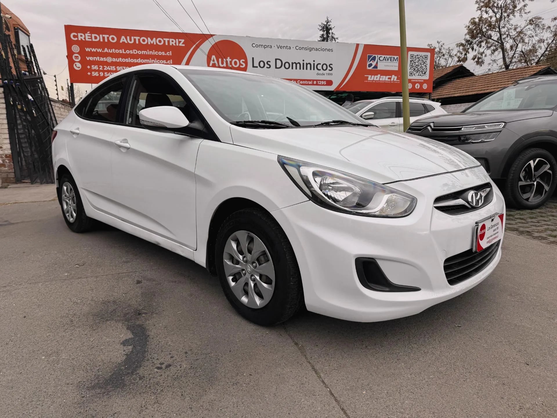 HYUNDAI HYUNDAI - ACCENT - ACCENT RB GL 1.6 AUTOMATICO FULL AIRE