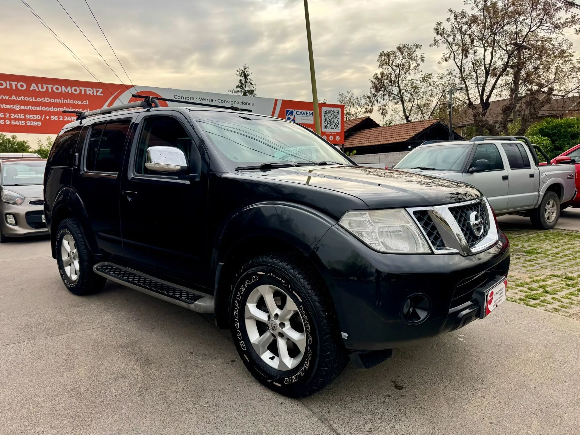 Nissan NISSAN - PATHFINDER - SE DIESEL 2.5 AUTOMATICA 4X4 3 CORRIDAS