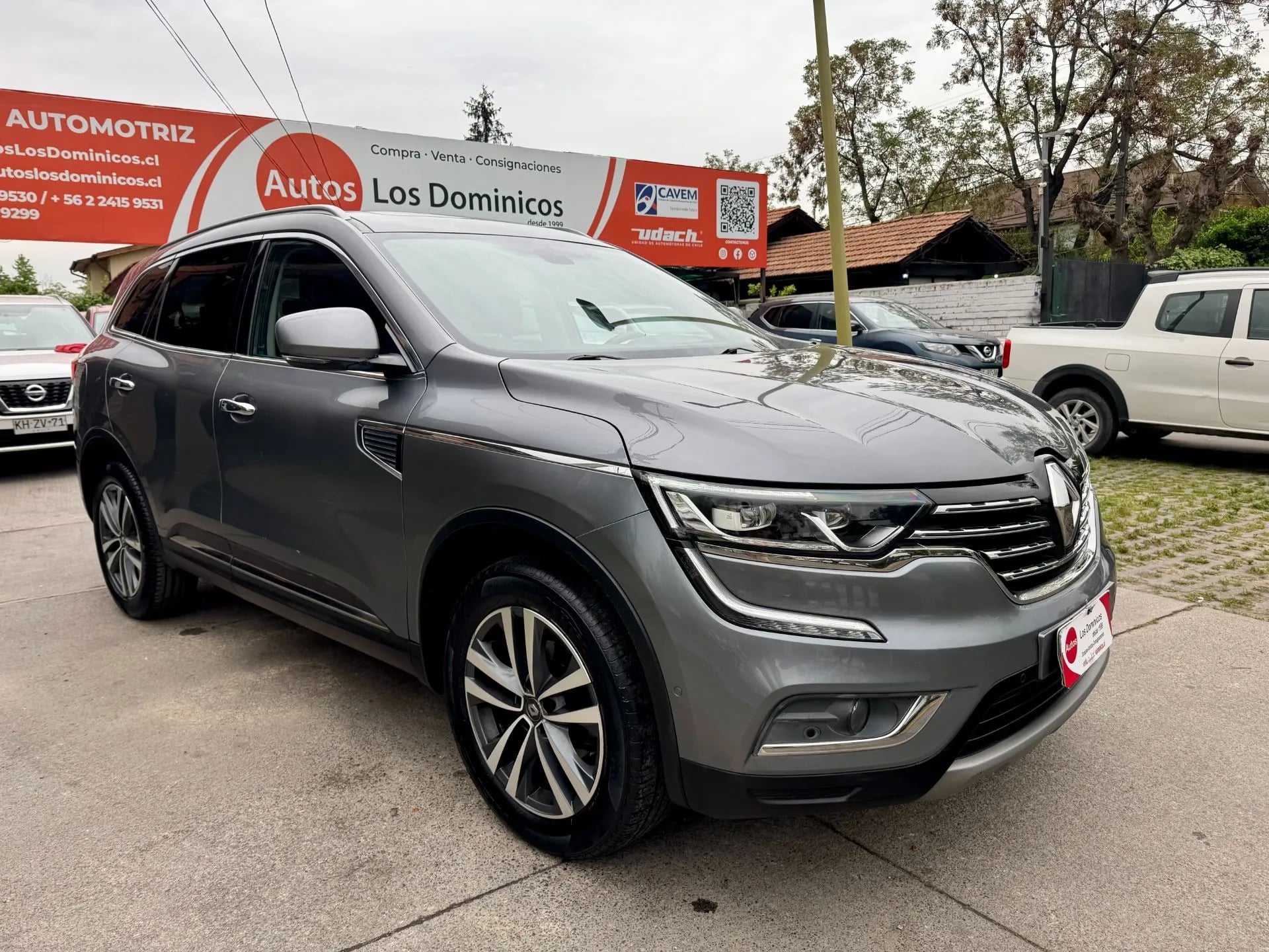 RENAULT RENAULT - KOLEOS - PRIVILEGE 2.5 AUT FULL CUERO TECHO CARPLAY CAMARA UNICO DUENO VER EN LAS CONDES