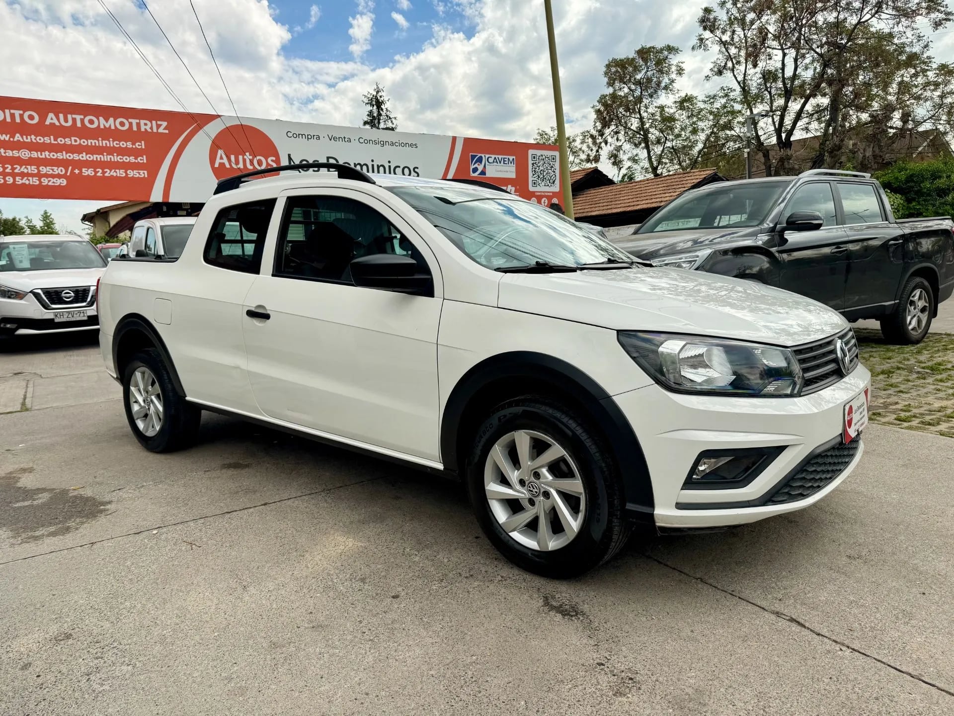 VOLKSWAGEN VOLKSWAGEN - SAVEIRO - COMFORLINE 1.6 MEC FULL CARPLAY AIRBAG ABS VER EN LAS CONDES